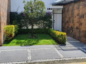 VENTA/RENTA DE CASA EN SAN CARLOS METEPEC