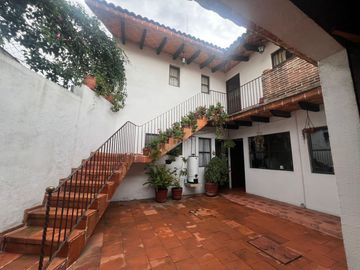 CASA EN VENTA EN  CALZADA ZAVALETA, PUEBLA.