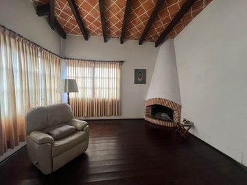 CASA EN VENTA EN  CALZADA ZAVALETA, PUEBLA.