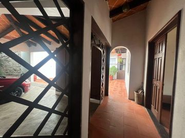 CASA EN VENTA EN  CALZADA ZAVALETA, PUEBLA.