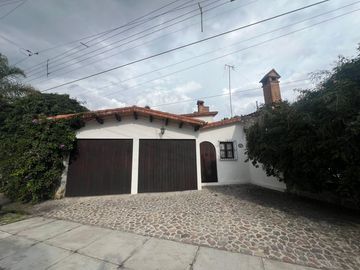CASA EN VENTA EN  CALZADA ZAVALETA, PUEBLA.