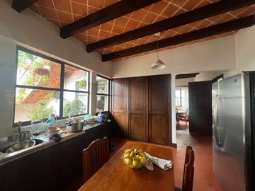CASA EN VENTA EN  CALZADA ZAVALETA, PUEBLA.