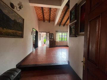 CASA EN VENTA EN  CALZADA ZAVALETA, PUEBLA.