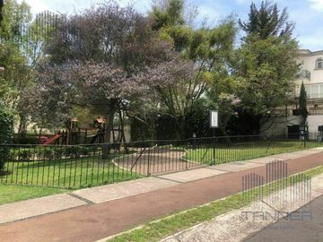 VENTA RESIDENCIA EN LOMAS COUNTRY CLUB