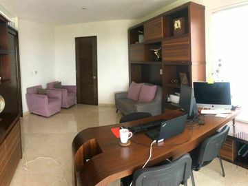 VENTA RESIDENCIA EN LOMAS COUNTRY CLUB