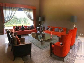 VENTA RESIDENCIA EN LOMAS COUNTRY CLUB