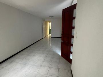 CASA USADA EN VENTA CALLE NOCHE BUENA , COL, SANTA JULIA, PACHUCA, HGO.