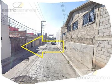 CASA USADA EN VENTA CALLE NOCHE BUENA , COL, SANTA JULIA, PACHUCA, HGO.