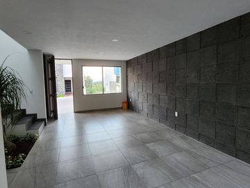Casa  Venta Cañadas Tres Marías Lago, Cenadores, Canchas Multideportivas
