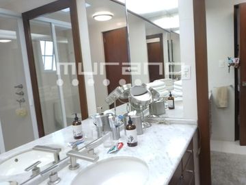 Casa en Venta en Manuel Ávila Camacho.
