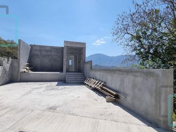 CASA EN VENTA BOSQUE DE SAN PEDRO ZONA CARRETERA NACIONAL SANTIAGO