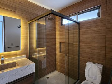 Casa en Venta  Altozano  Fraccionamiento privado