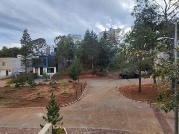 Casa en Venta  Altozano  Fraccionamiento privado