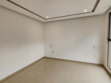 Casa en Venta  Altozano  Fraccionamiento privado
