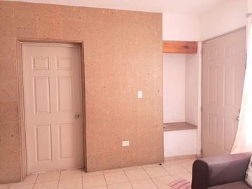 Venta de Casa en Fracc. La Rioja, en Aguascalientes.