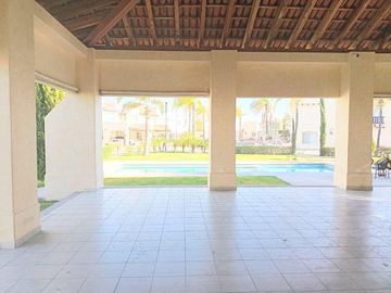 Venta de Casa en Fracc. La Rioja, en Aguascalientes.
