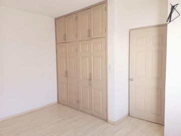 Venta de Casa en Fracc. La Rioja, en Aguascalientes.
