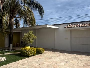Casa en venta en Loma Verde