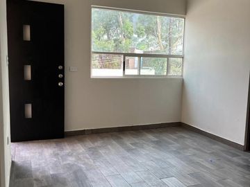CASA EN VENTA COLONIA VISTA HERMOSA, ZONA CUMBRES