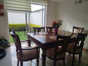 Se vende casa sector Sangolqui de oportunidad