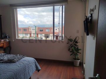 Se vende casa sector Sangolqui de oportunidad