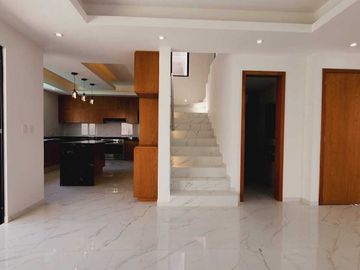 Casa en VENTA en PUNTA TIBURON