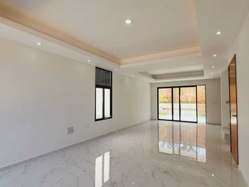 Casa en VENTA en PUNTA TIBURON