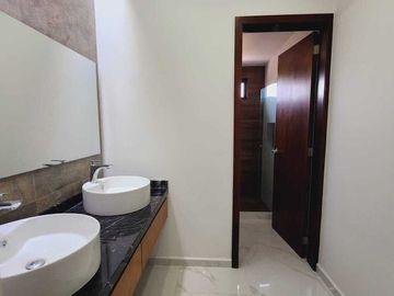 Casa en VENTA en PUNTA TIBURON