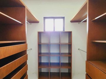 Casa en VENTA en PUNTA TIBURON