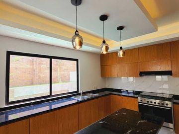 Casa en VENTA en PUNTA TIBURON