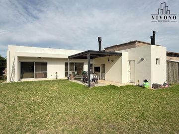 Casa en venta en Santa Teresa - Villanueva - APTA CREDITO