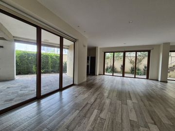 En Venta  Lomas Country Club Casa En Privada  Doble Seguridad Huixquilucan