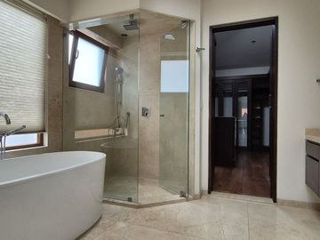 En Venta  Lomas Country Club Casa En Privada  Doble Seguridad Huixquilucan