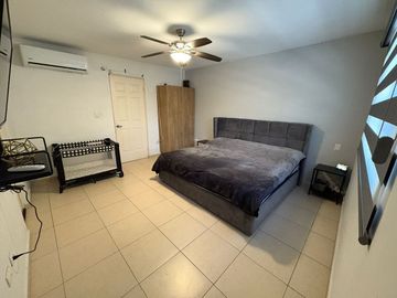 CASA EN VENTA FRACC PRIVADO, LAS LOMAS - GARCIA