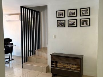 CASA EN VENTA FRACC PRIVADO, LAS LOMAS - GARCIA