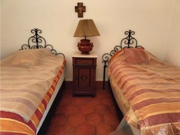 HERMOSA  Y ACOGEDORA RESIDENCIA