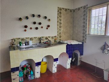 HERMOSA  Y ACOGEDORA RESIDENCIA