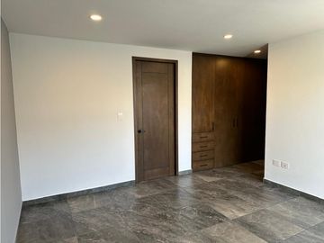 Casa En Venta En Fraccionamiento La Cementera