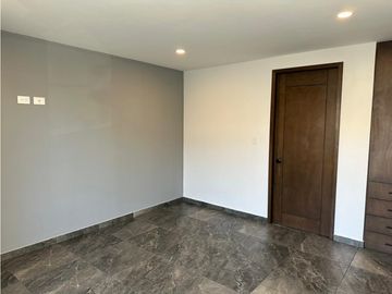 Casa En Venta En Fraccionamiento La Cementera