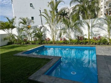VENTA DE CASA RESIDENCIA CON ALBERCA EN PARAISO COUNTRY CLUB