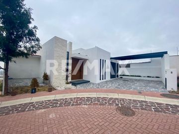 CASA EN VENTA CIUDAD MADERAS MONTAÑA  - (3)