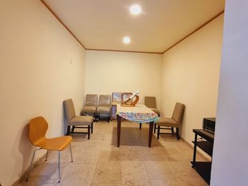 Casa con uso de suelo