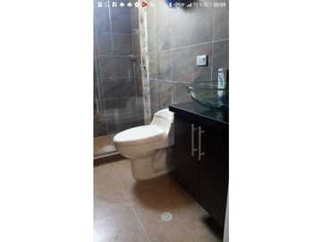 VENTA CASA EXTERNA - 2 APARTA ESTUDIOS RENTADOS TEQUENDAMA CALI (MBM)
