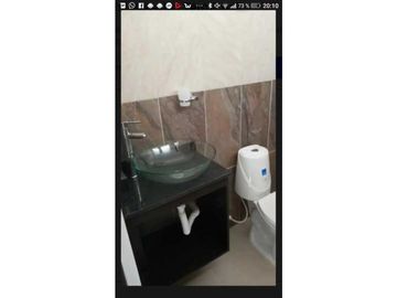 VENTA CASA EXTERNA - 2 APARTA ESTUDIOS RENTADOS TEQUENDAMA CALI (MBM)