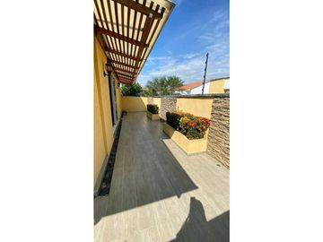Venta casa campestre de un piso en el Castillo Jamundí (MBM)