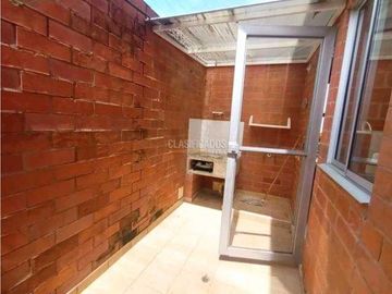 Venta casa en condominio en verde Alfaguara Jamundí valle.(Mbm)