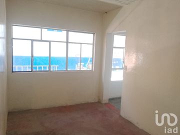 Casa en venta en Sta Ma Tulpetlac, Amplia a 2min Mexibus $3,000,000.00