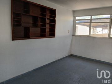 Casa en venta en Sta Ma Tulpetlac, Amplia a 2min Mexibus $3,000,000.00