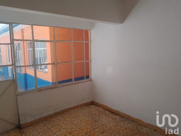 Casa en venta en Sta Ma Tulpetlac, Amplia a 2min Mexibus $3,000,000.00