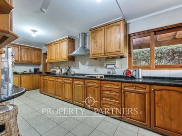 Espectacular casa en exclusivo condominio de Chicureo Central